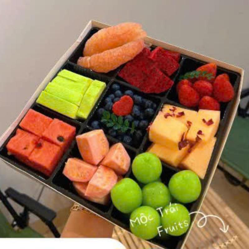 Giỏ lục bình kèm hoa tươi TK275